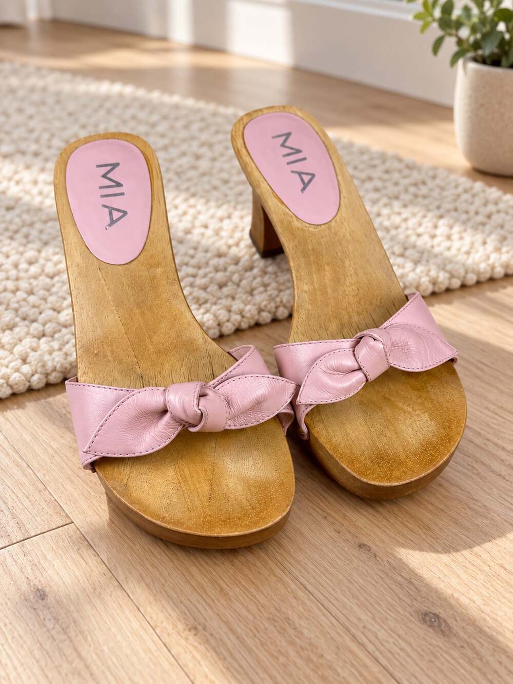 MIA Pink Leather Bow Wood Platform Slide Sandals Clog Heels Size 6